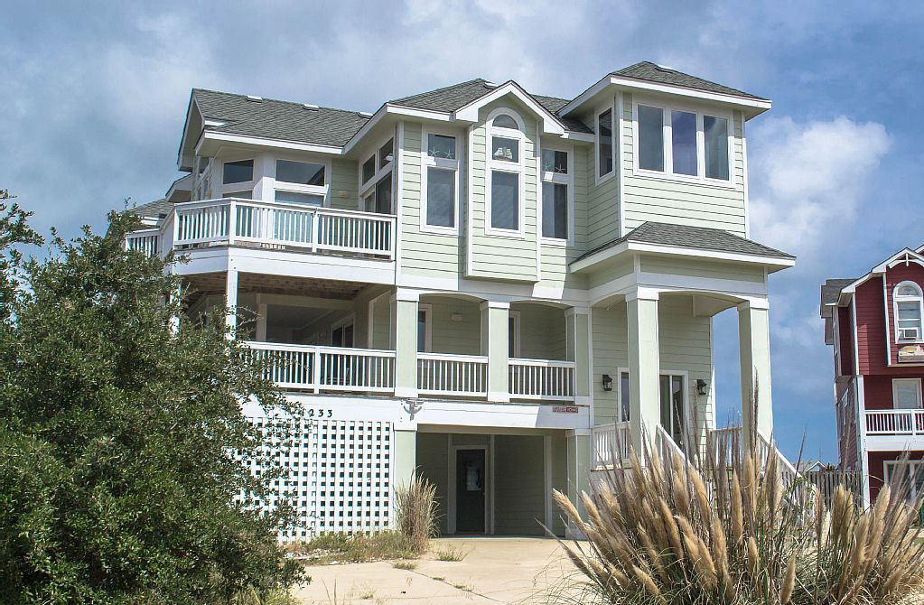 Seaglass Cottage - Beach Realty & Construction